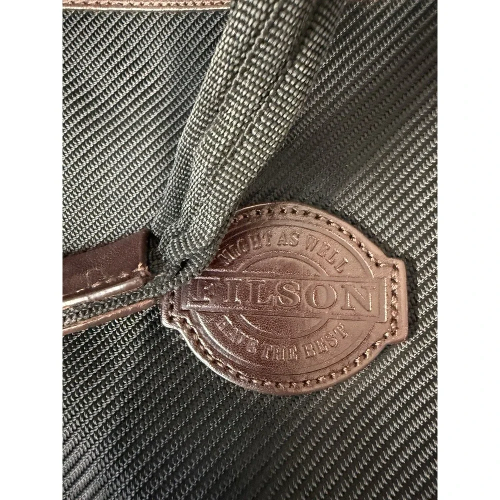 Filson Messenger Bag Men's Black Nylon Leather Accents Top Zip VTG 18.5